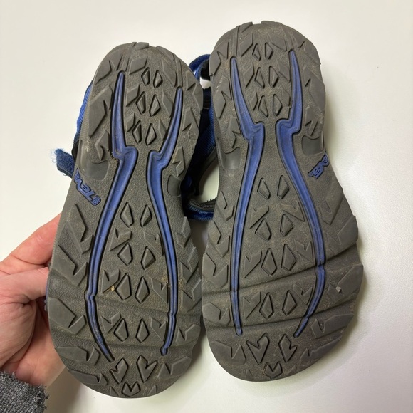 2/$20 Teva Boys 3.5 Tanza Youth Blue Strap On Velcro Sport Sandal Shoe Hike Swim - Picture 5 of 7